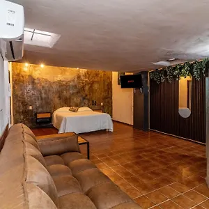 chapalita-suite-subterranea-de-dos-pisos.guadalajarahotels.info/